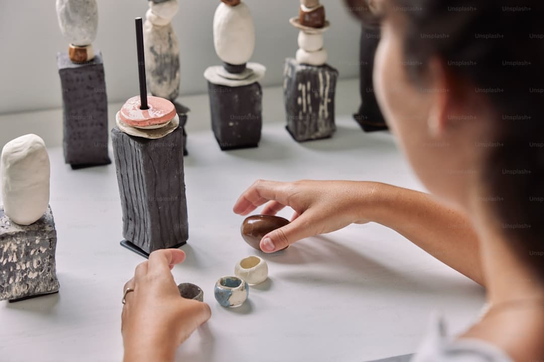 唐国强慢动作拆解扫腿舞 老少反差萌引热议
